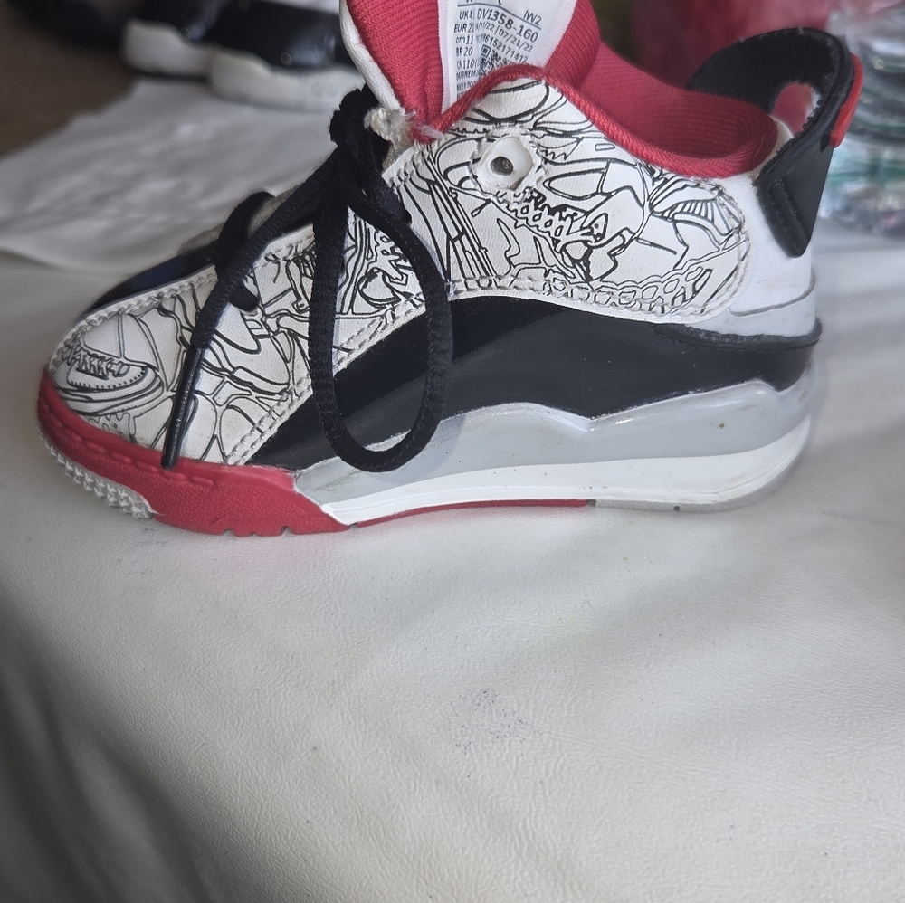 Jordan - Picture 5 of 7